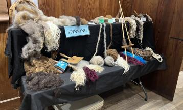 Navajo Hand Spinning with TahNibaa Naataanii