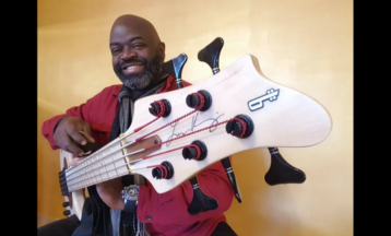 Bass Backing Track - Bear Williams Bass Tutorial