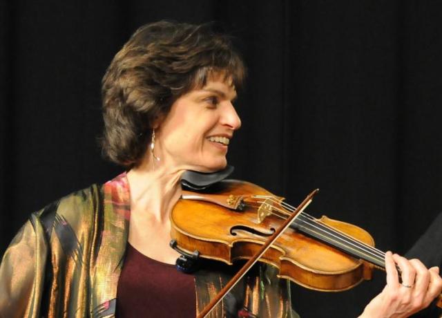 Linda Littleton