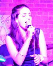 Liz Turner performing