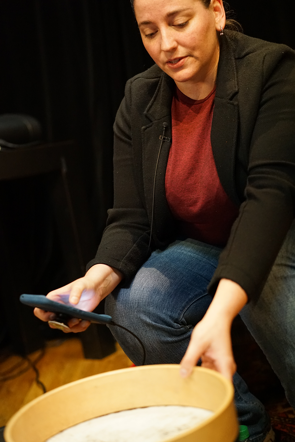 Demonstrating resonance